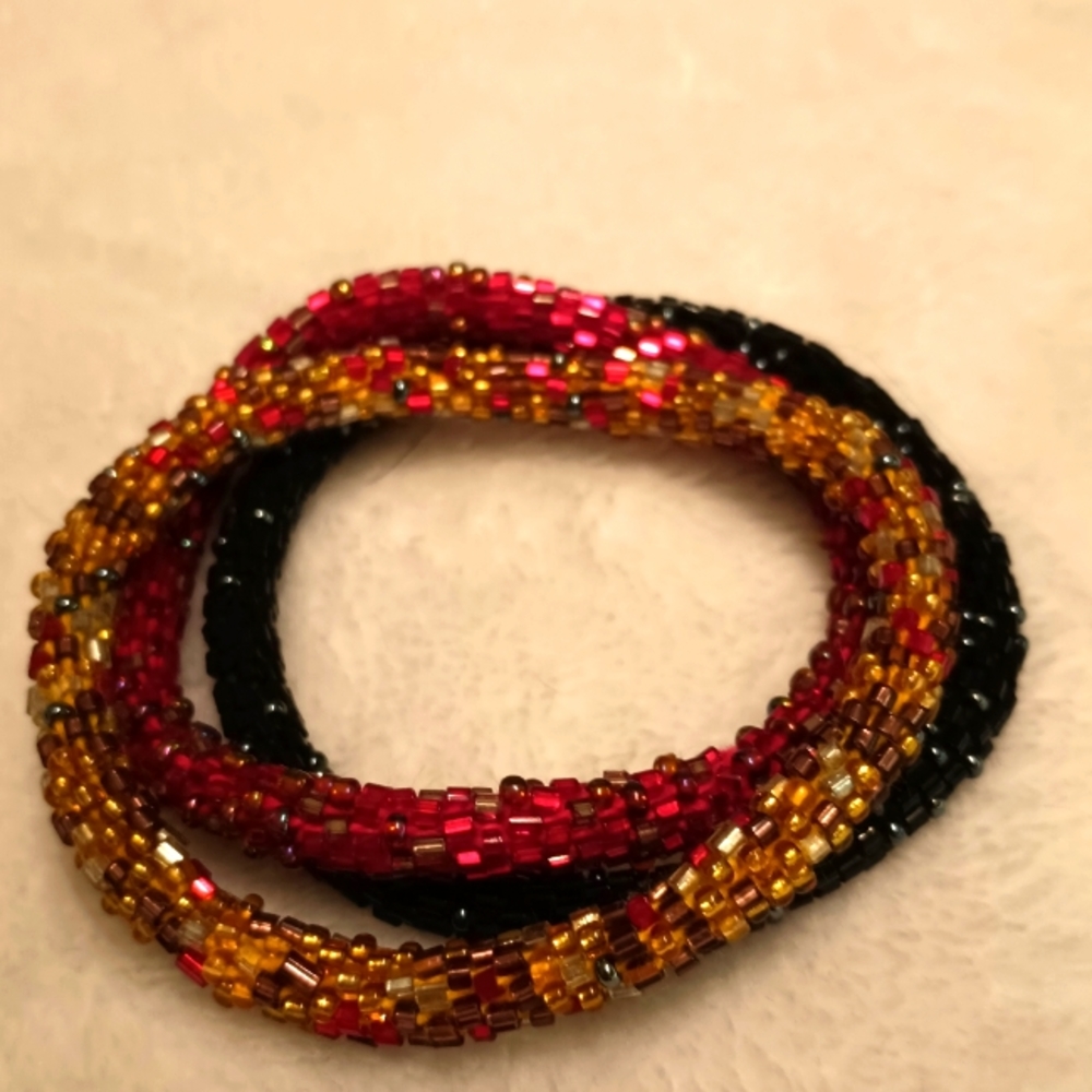 Bead bracelet